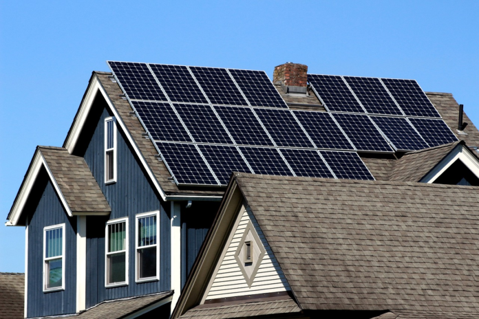 The Role of Solar Panels in Future-Proofing UK Homes